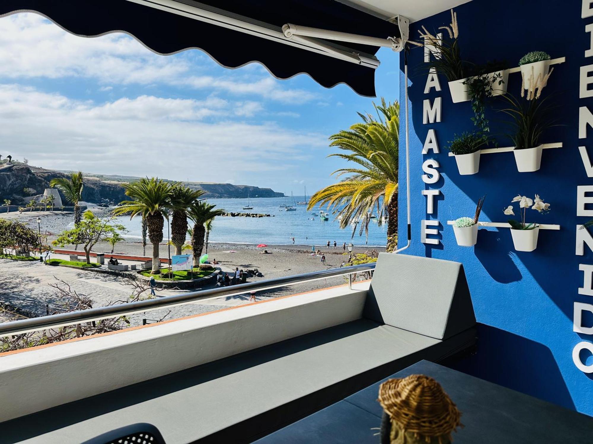 Pambnb - Chic Beachside Apartment Playa San Juan Esterno foto