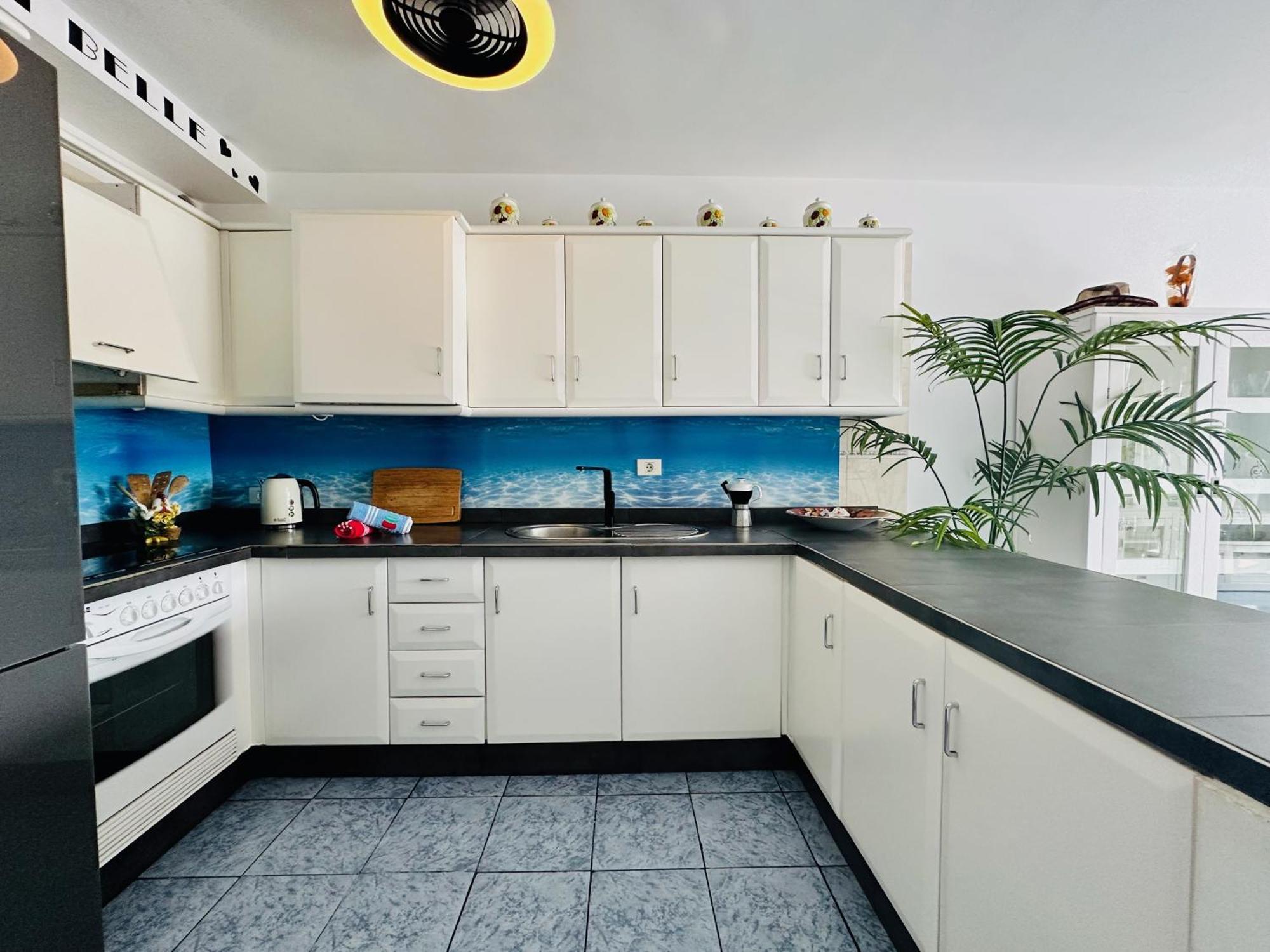 Pambnb - Chic Beachside Apartment Playa San Juan Esterno foto